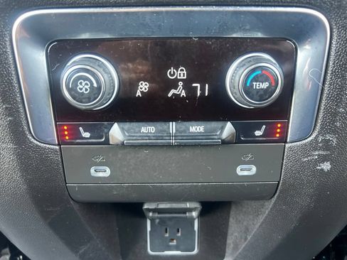 Certified 2023 Chevrolet Tahoe Premier AWD/4WD image 27