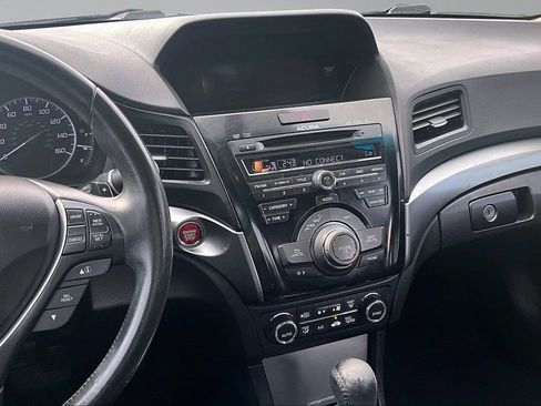 Used 2014 Acura ILX w/ Technology Package FWD image 6