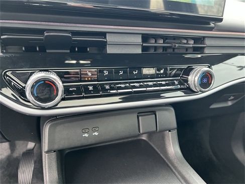 Used 2024 Honda Prologue Touring image 17