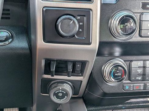 Used 2020 Ford F450 Platinum w/ Snow Plow Prep Package image 16