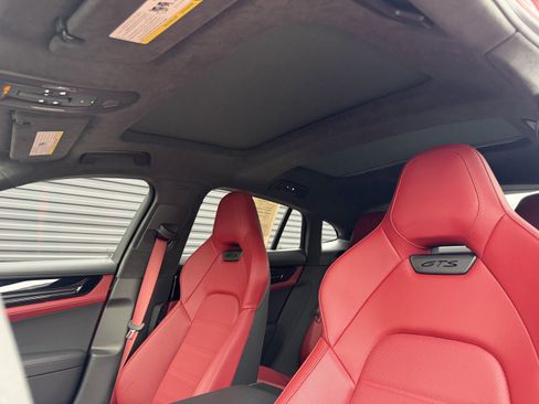 Certified 2026 Porsche Panamera GTS image 39