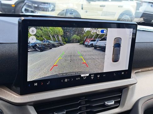 New 2026 Ford Explorer Active RWD image 32