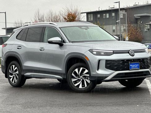 New 2026 Volkswagen Tiguan S AWD/4WD image 1