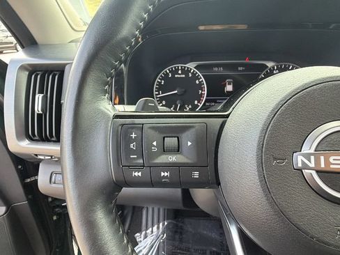 Used 2023 Nissan Pathfinder SL w/ SL Premium Package FWD image 17