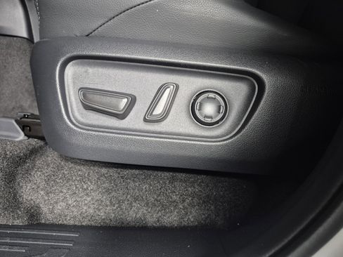 New 2025 Toyota 4Runner 4WD image 21