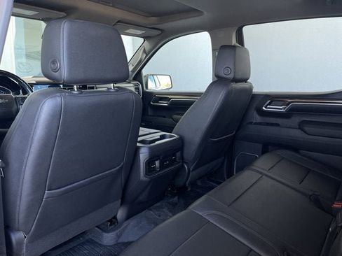 Used 2023 Chevrolet Silverado 1500 LT Trail Boss w/ LT Trail Boss Premium Package AWD/4WD image 25