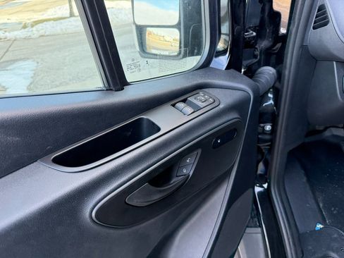 Used 2024 Mercedes-Benz Sprinter 2500 image 10
