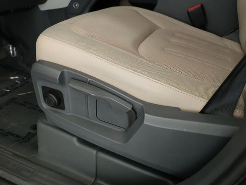 Used 2020 Land Rover Defender 110 S image 10