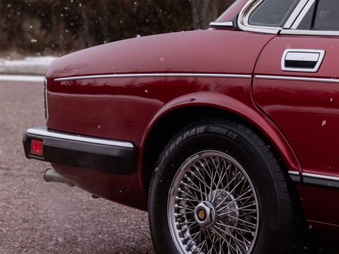 Used 1992 Jaguar XJ Vanden Plas image 76