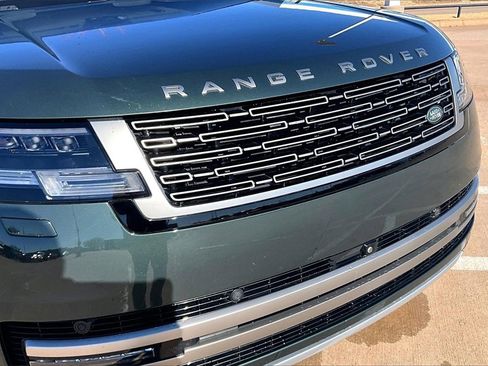 Used 2023 Land Rover Range Rover Autobiography image 29
