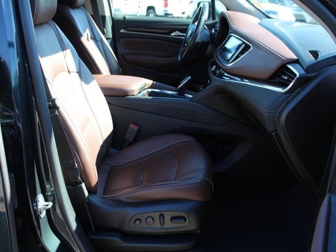 Used 2021 Buick Enclave Avenir w/ Avenir Technology Package image 15