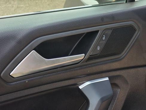 Used 2019 Volkswagen Tiguan SEL FWD image 20