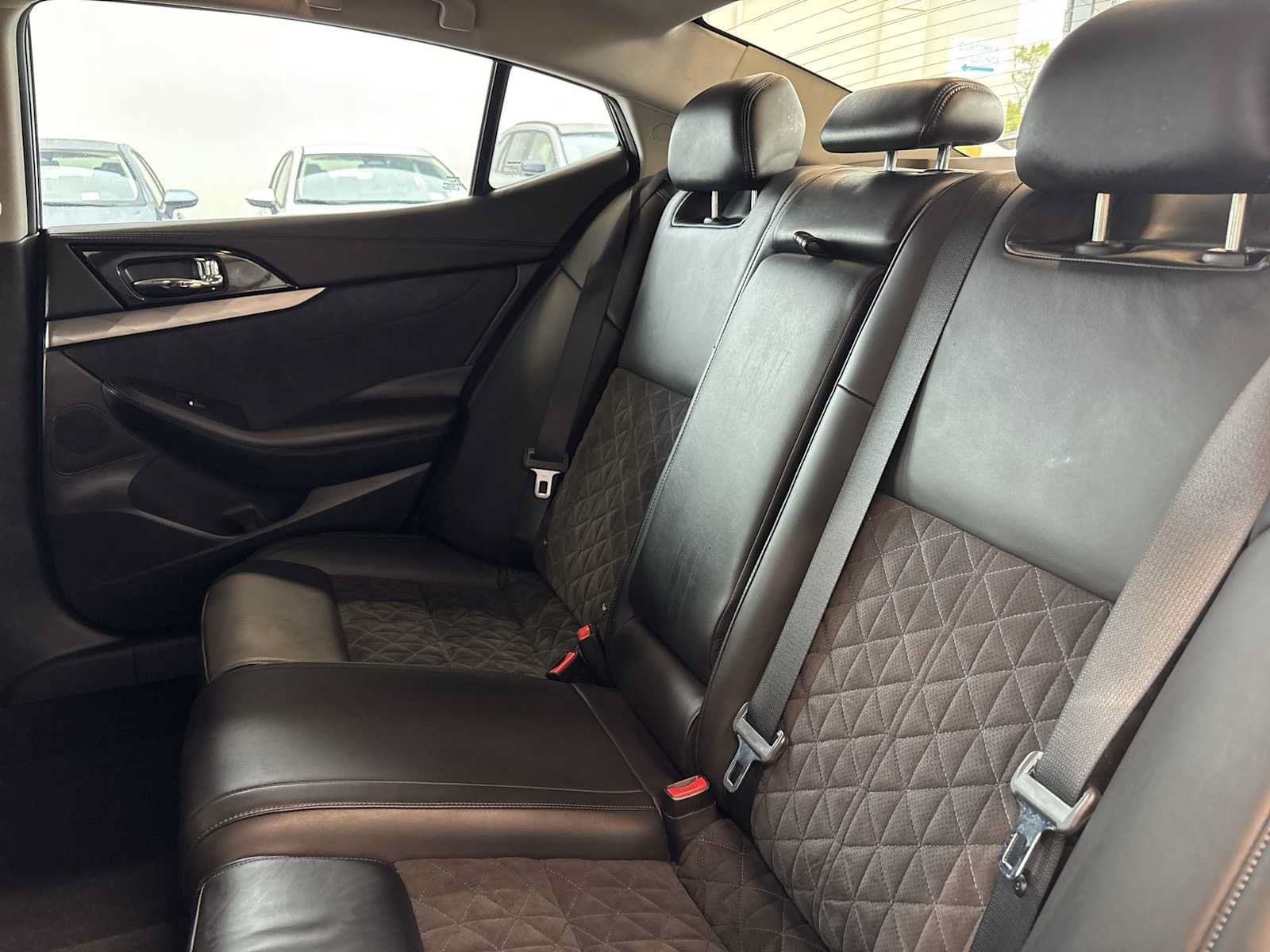 Used 2016 Nissan Maxima SR FWD image 23