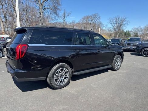 Used 2025 Ford Expedition Max Active image 8