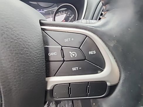 Certified 2018 Jeep Compass Latitude image 9