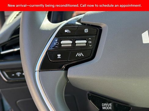 Used 2025 Kia Niro EX image 26