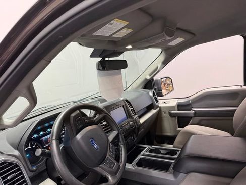 Used 2019 Ford F150 XLT w/ Equipment Group 302A Luxury AWD/4WD image 17