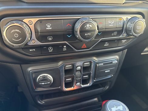 Certified 2021 Jeep Wrangler Unlimited Sport image 21