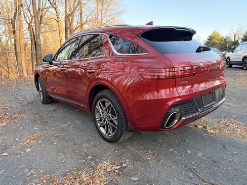 Used 2023 Genesis GV70 2.5T w/ Advanced Package image 4