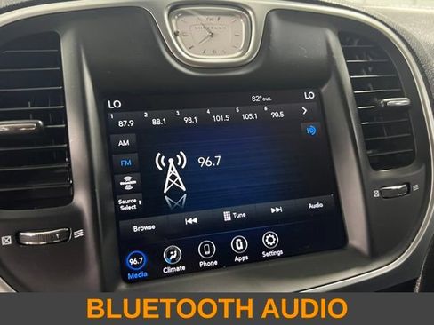 Used 2021 Chrysler 300 Touring w/ Sport Appearance Package RWD image 6