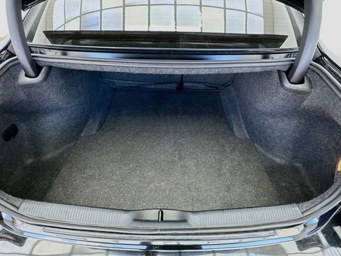 Used 2019 Dodge Charger SXT w/ Plus Group image 17