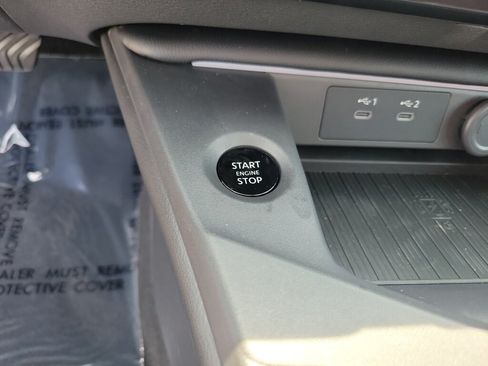 New 2026 Nissan Sentra SR FWD image 33
