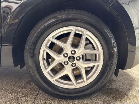 Used 2024 Ford Edge SEL image 27