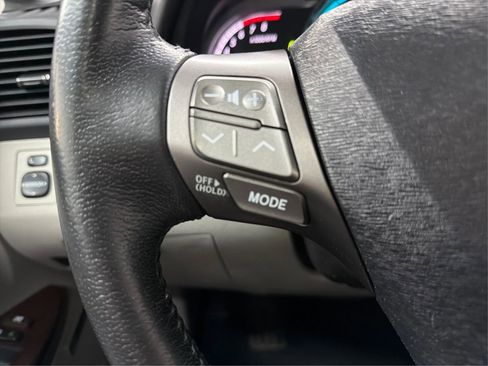 Used 2012 Toyota Venza XLE w/ XLE Premium Pkg image 27