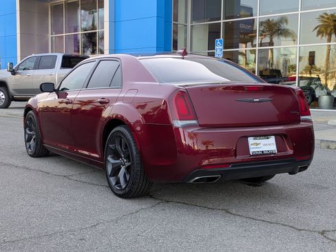 Used 2023 Chrysler 300 S image 7