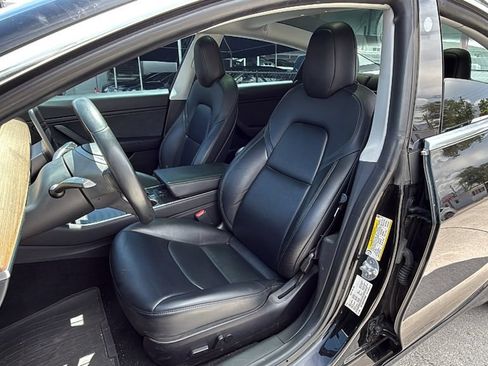 Used 2019 Tesla Model 3 Mid Range RWD image 21