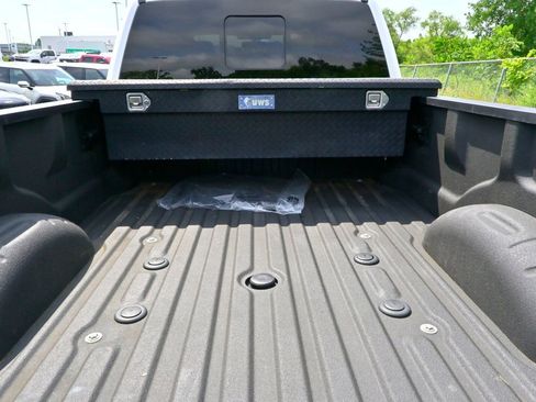 Used 2020 Ford F450 Platinum w/ FX4 Off-Road Package image 19