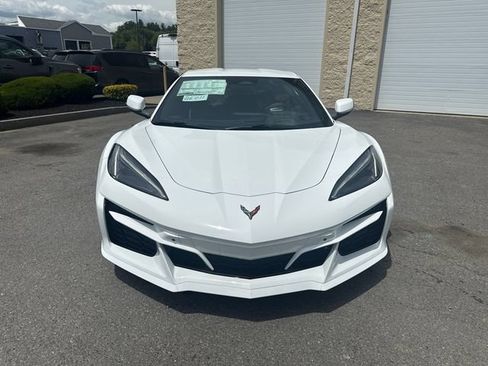 New 2026 Chevrolet Corvette E-Ray w/ ZER Performance Package AWD/4WD image 3