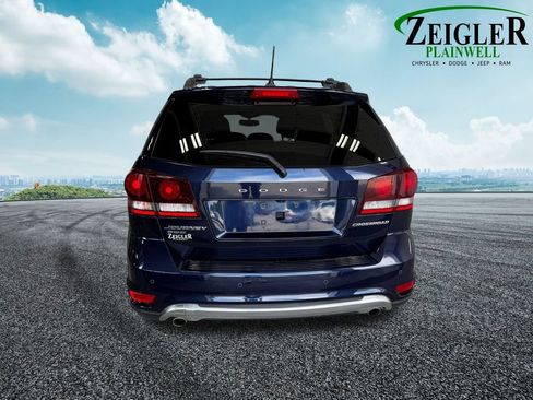 Used 2017 Dodge Journey Crossroad w/ Popular Equipment Group AWD/4WD image 4