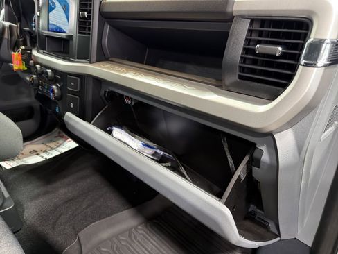 Used 2024 Ford F250 XL w/ STX Appearance Package image 18