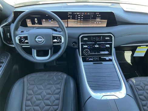 New 2026 Nissan Armada Platinum image 9