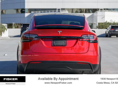 Used 2023 Tesla Model X image 6