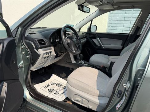 Used 2015 Subaru Forester 2.5i Premium w/ All-Weather Package AWD/4WD image 8