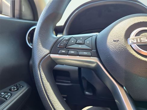 Used 2023 Nissan Kicks SV FWD image 25