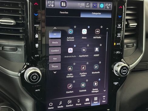 New 2026 RAM 1500 4x4 Crew Cab image 39