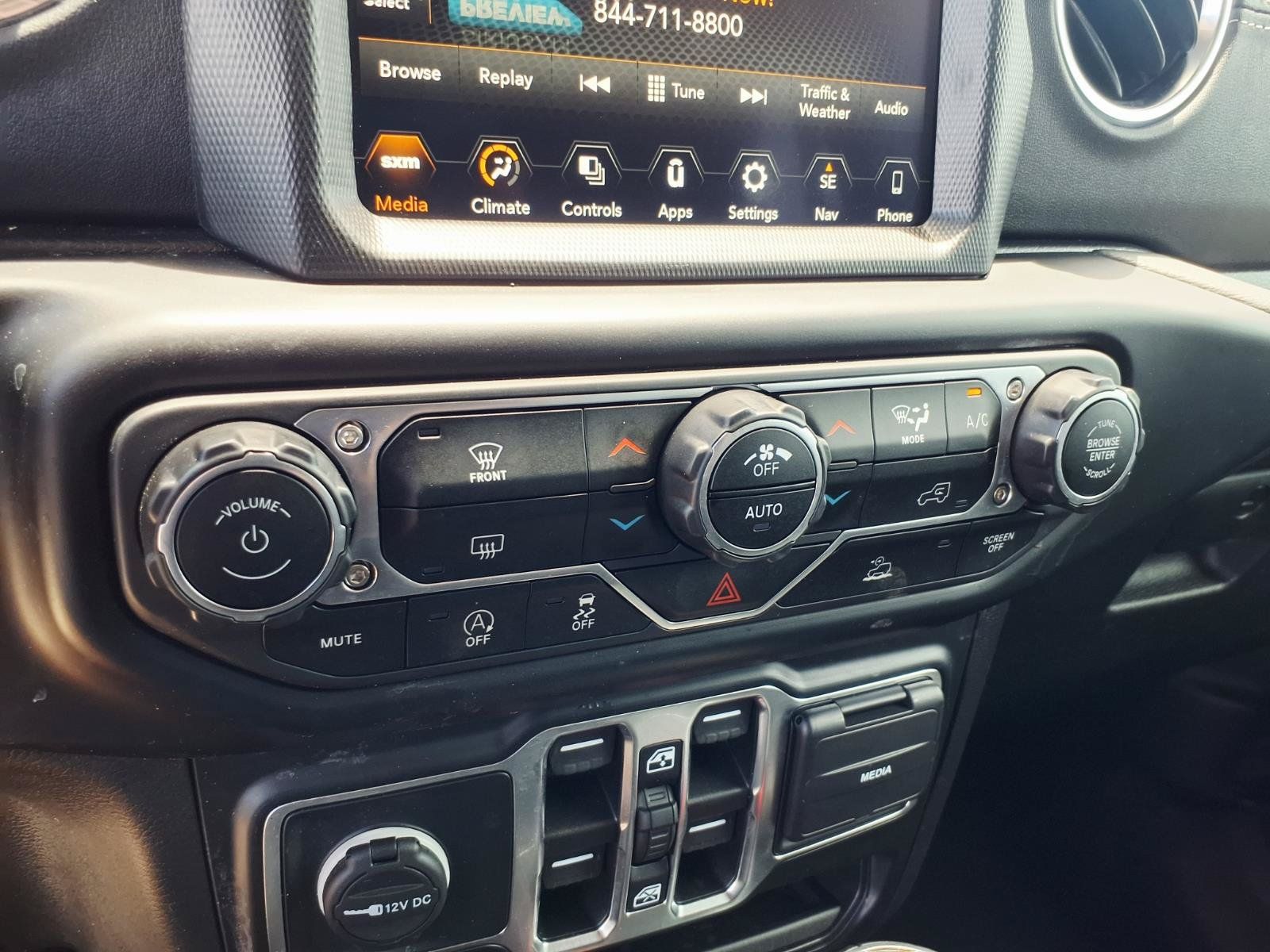 Used 2022 Jeep Gladiator Overland w/ Popular Equipment Package AWD/4WD image 16
