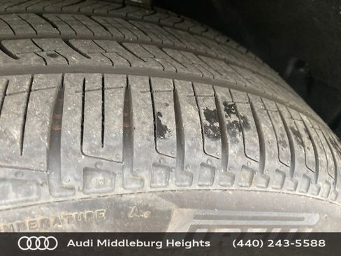 Certified 2025 Audi Q5 Premium Plus w/ Premium Plus image 17