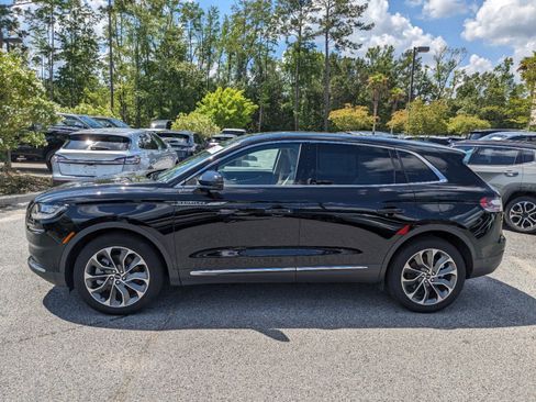 Certified 2023 Lincoln Nautilus Reserve w/ Equipment Group 201A image 8