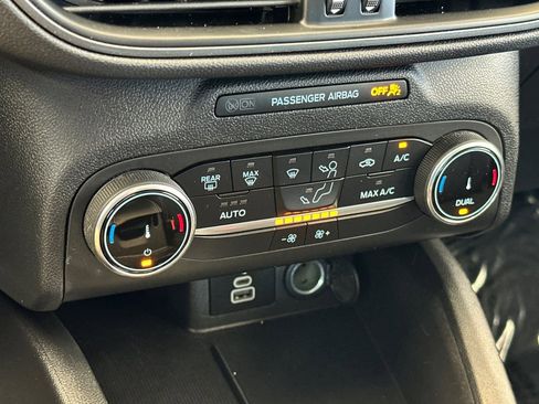 Used 2025 Ford Escape Active image 21