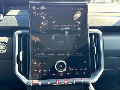 Used 2024 GMC Acadia AT4 w/ Super Cruise Package image 22