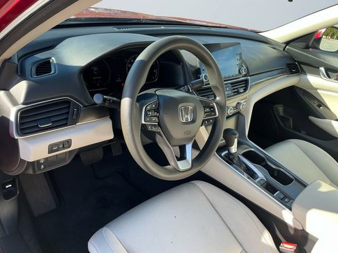 Used 2019 Honda Accord LX image 11
