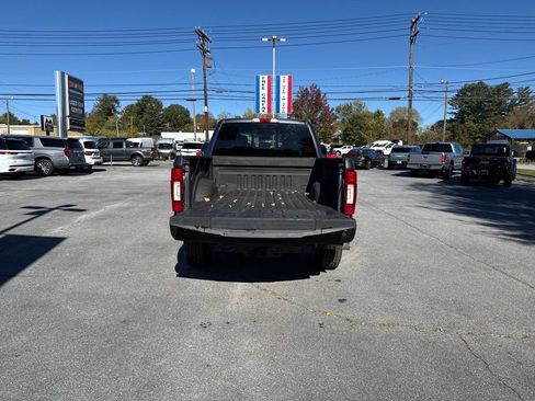 Used 2020 Ford F250 Platinum w/ FX4 Off-Road Package image 24
