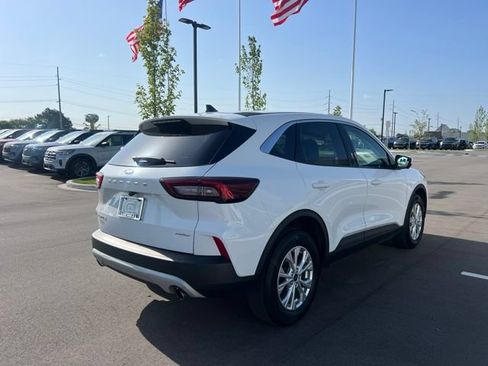 Used 2023 Ford Escape Active w/ Tech Pack #2 AWD/4WD image 5