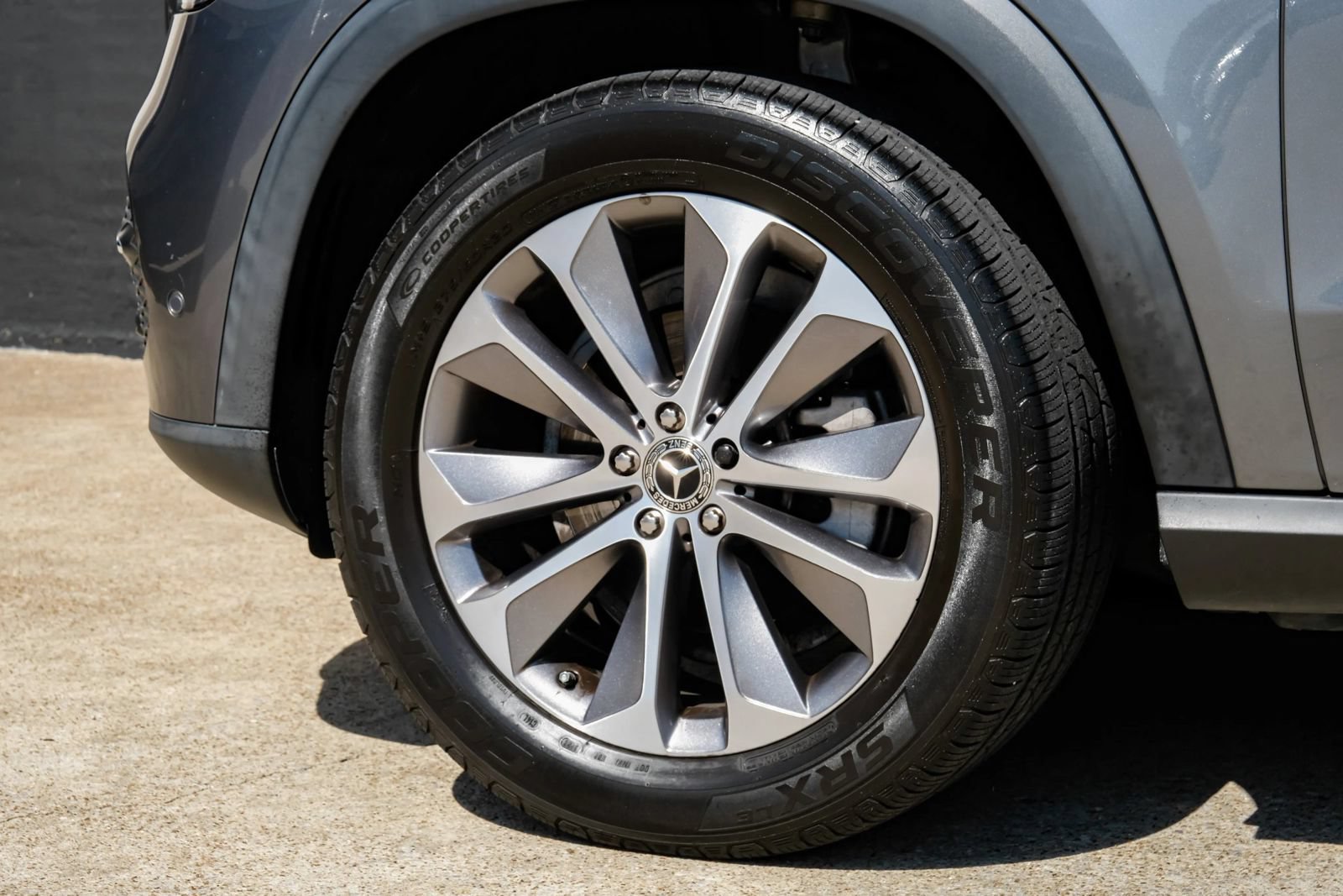 Used 2023 Mercedes-Benz GLE 350 w/ Premium Package image 70