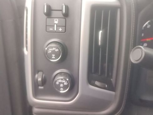 Used 2017 GMC Sierra 1500 SLE image 18