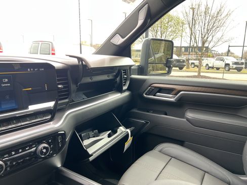 New 2026 Chevrolet Silverado 2500 High Country w/ Technology Package AWD/4WD image 31